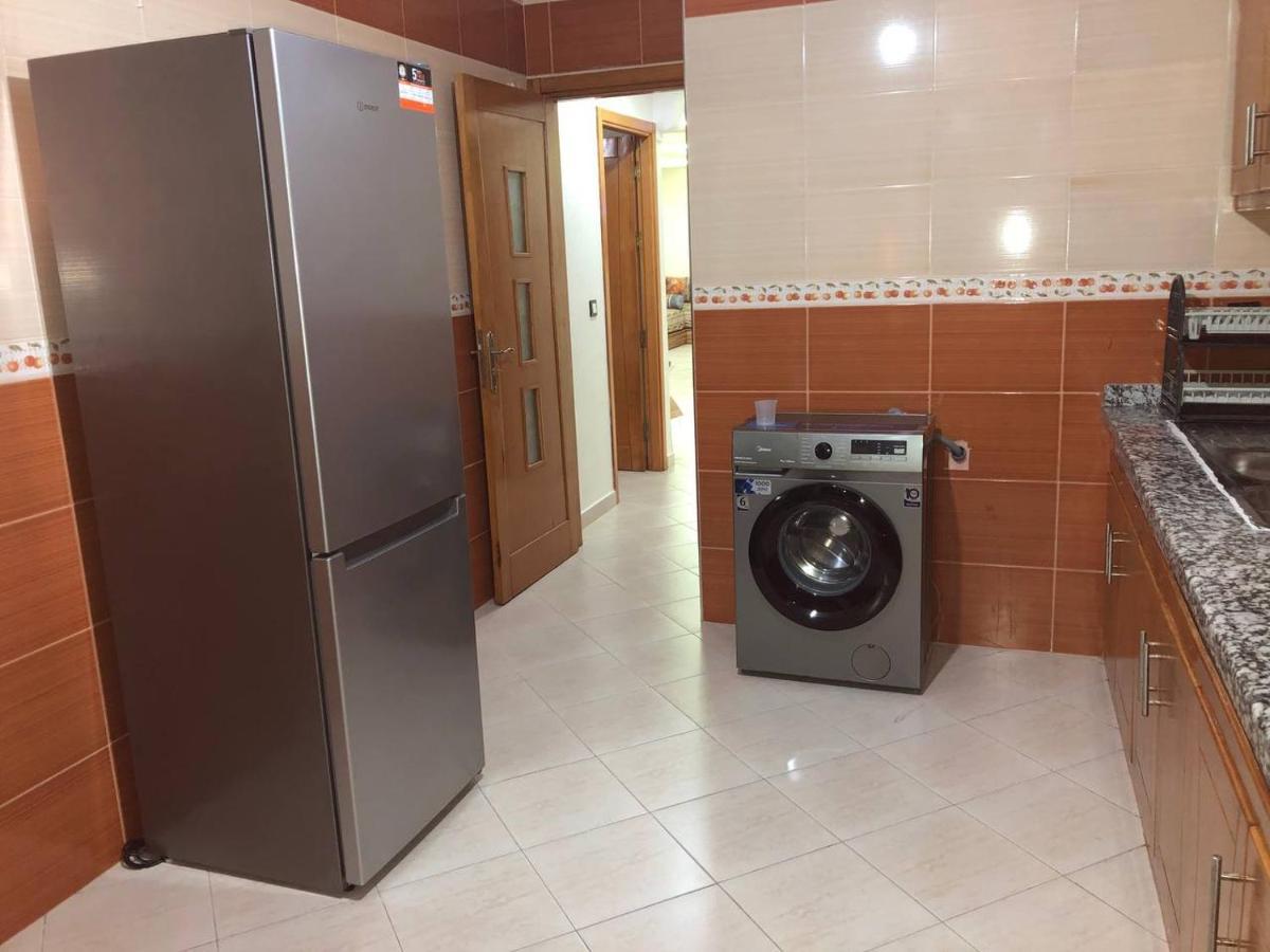 Nouveau Appartement Totalement Neuf - Tres Propre A Cote Du Centre Commercial Marjane Tanger Exteriör bild